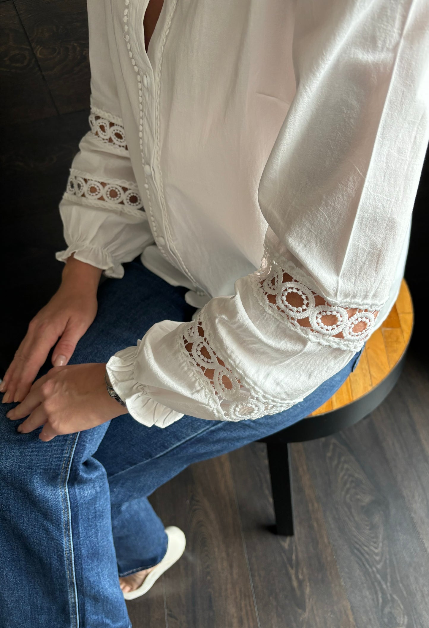 blouse met kanten details